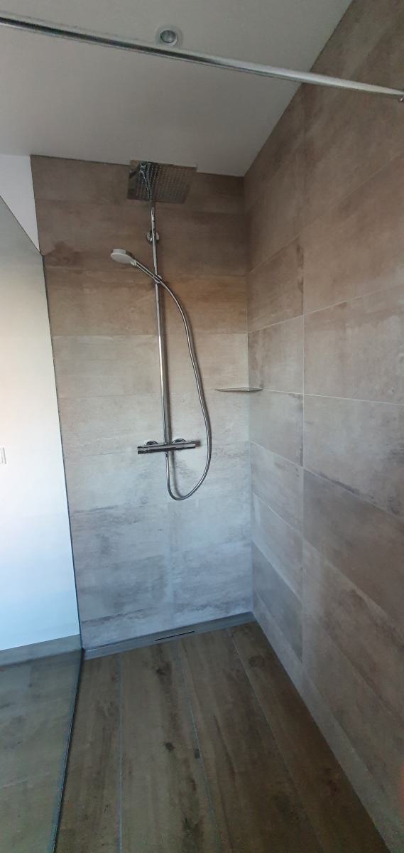 Dusche Bad OG