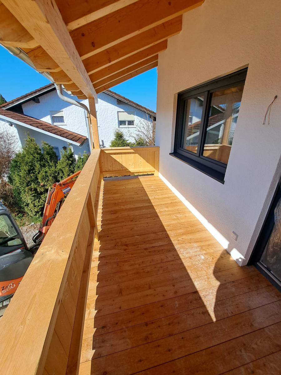 Süd Balkon mit fast 1,80 m Tiefe