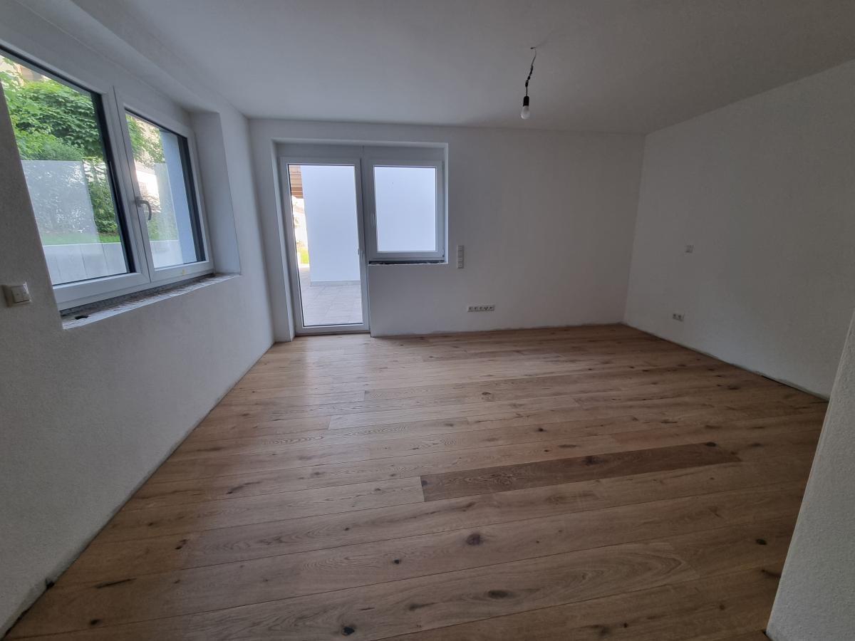 Wohnen und Essen mit Terrassenzugang