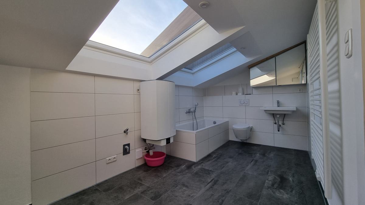 helles, freundliches Bad