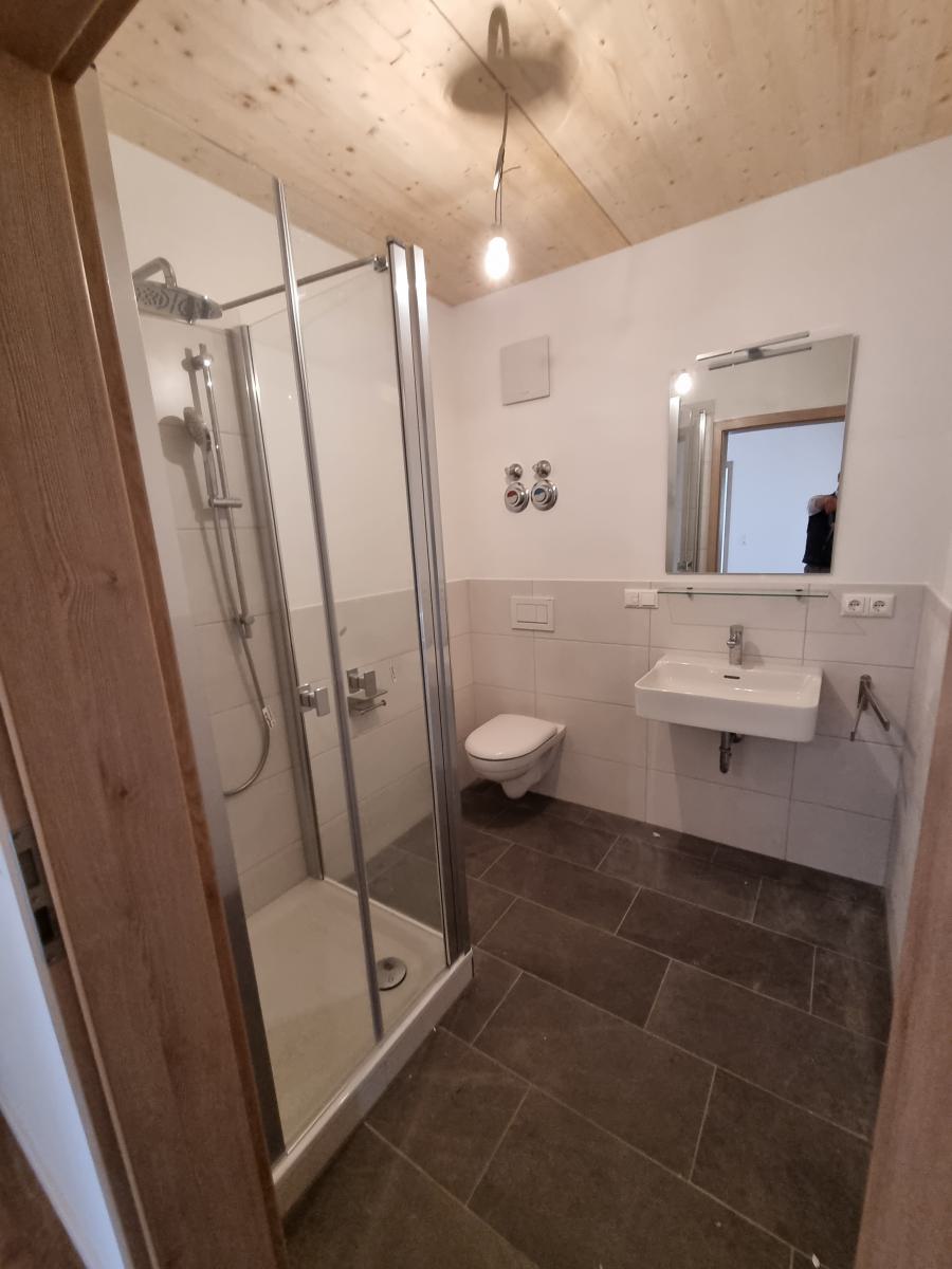 Gäste WC mit Dusche