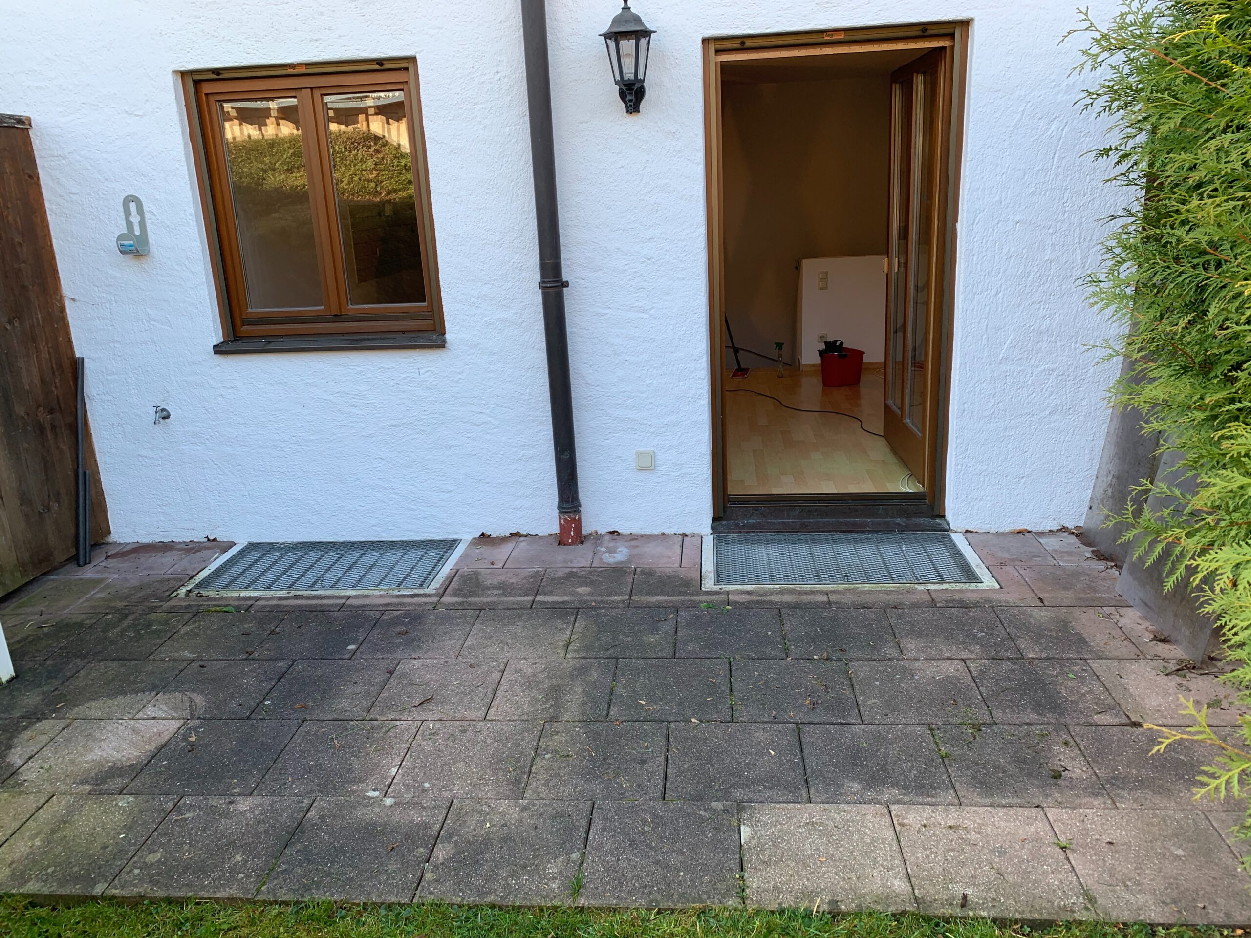 Gemütliche 2 Zimmer Maisonette Wohnung mit Terrasse und eingewachsenem Garten