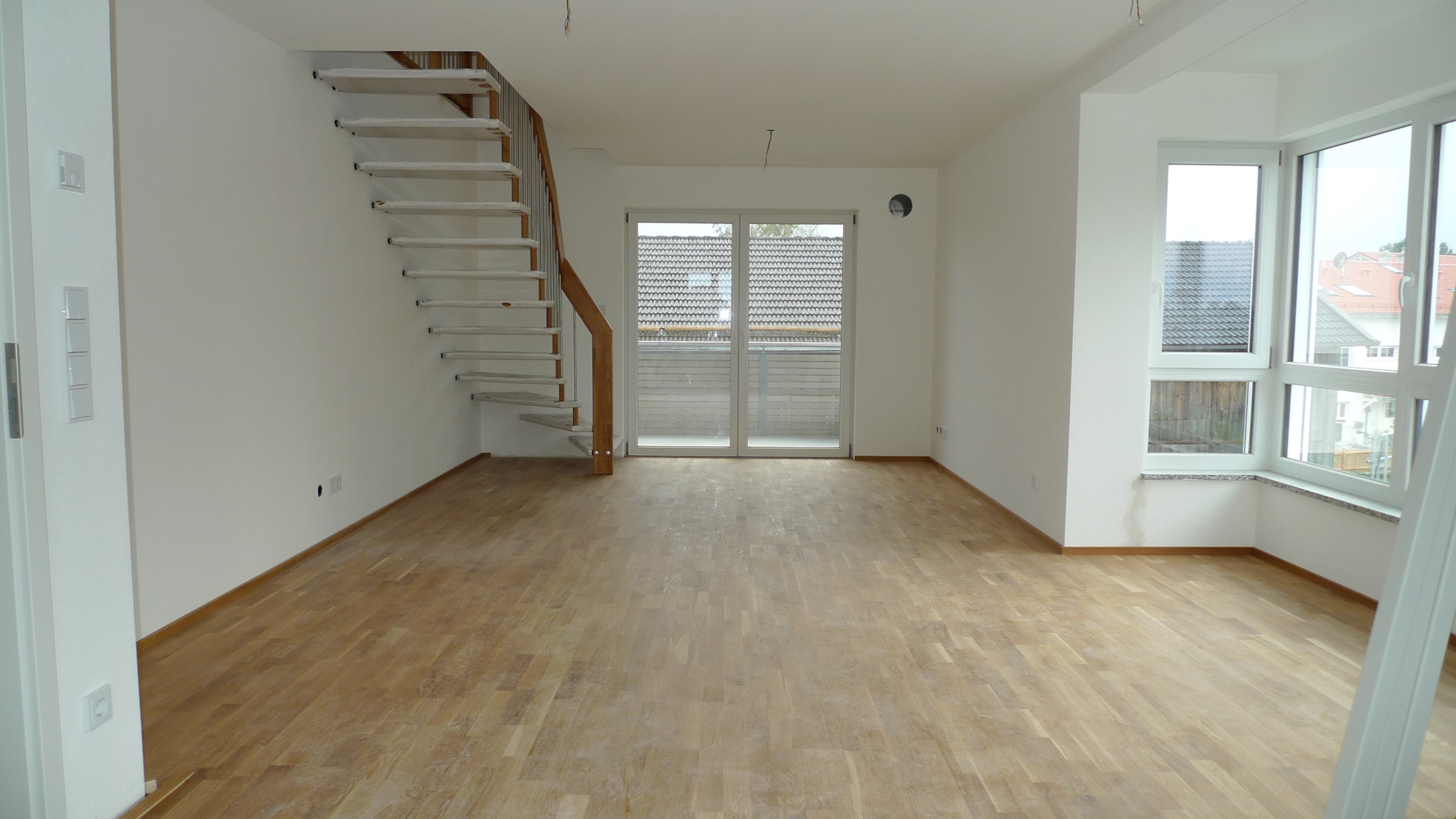 PROVISIONSFREI - Hochwertige 5 Zimmer Maisonette  Wohnung mit Süd-Balkon