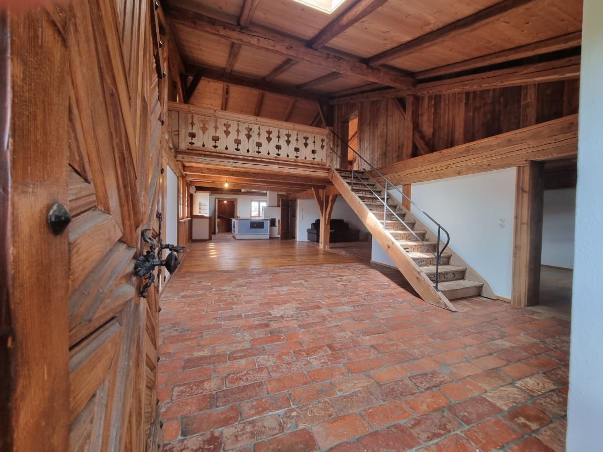 Kitzbühel Style trifft Stadtnähe - großzügige 3 oder 4 Zimmer Wohnung in ruhiger Lage