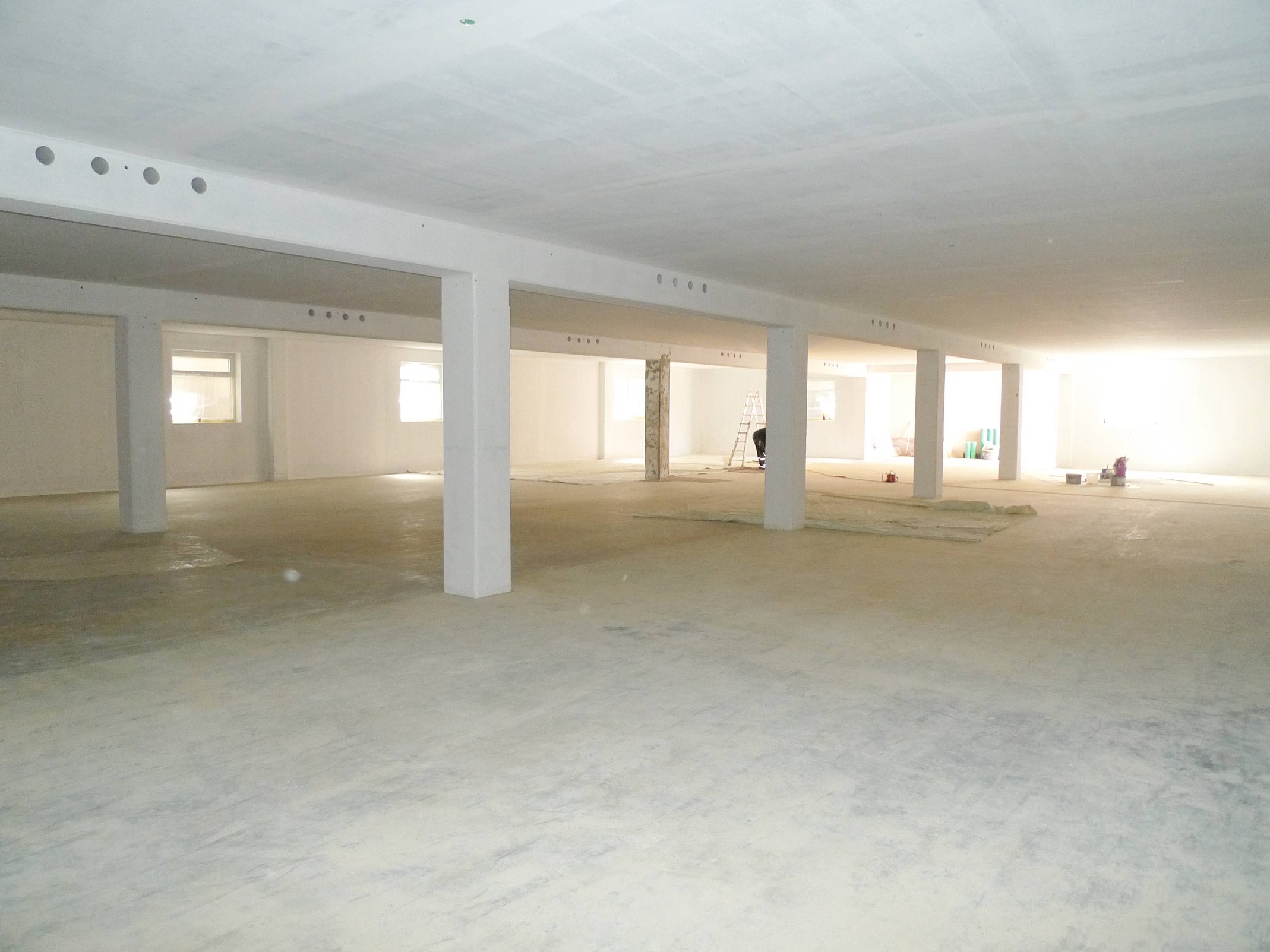 Werkstatt/Montageräume/Lager im UG - befahr- und beheizbar