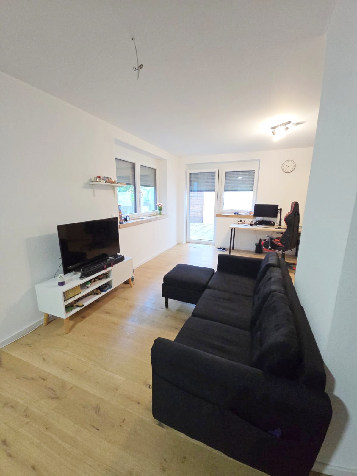 1 Zimmer Apartment mit Terrasse im EG